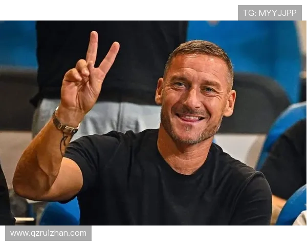 名宿称帕斯兼具巴乔风范与托蒂气质适合在伯纳乌展现才华